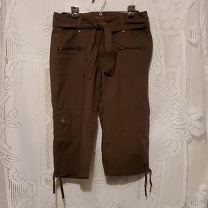 Lee one true fit belted capris